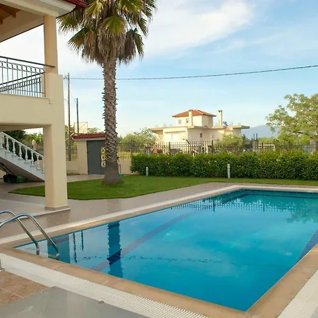 Luxury With A Swimming Pool In Lefkochoara, Messinias Villa