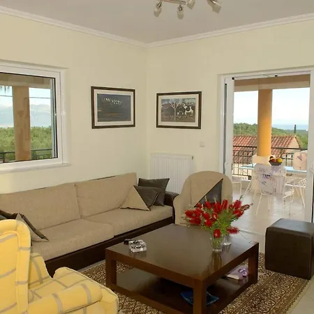 Luxury With A Swimming Pool In Lefkochoara, Messinias Willa Lefkochora