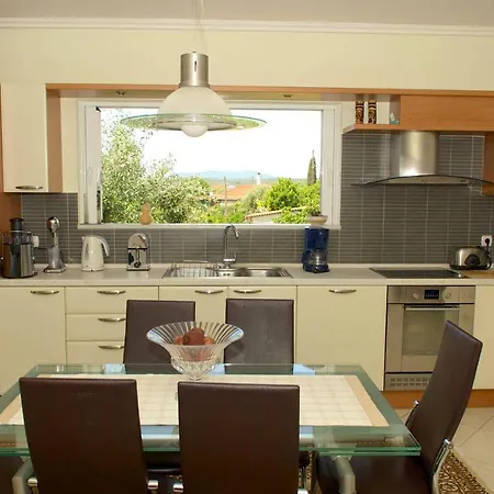 Luxury With A Swimming Pool In Lefkochoara, Messinias Villa *