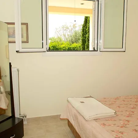 Luxury With A Swimming Pool In Lefkochoara, Messinias Villa