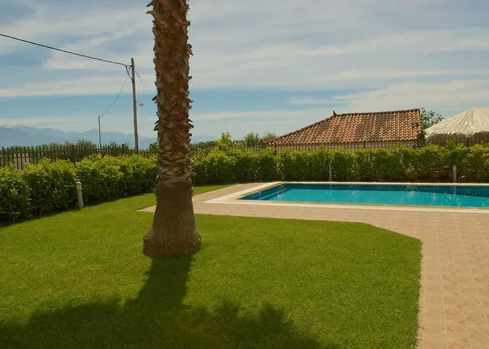 וילה Luxury With A Swimming Pool In Lefkochoara, Messinias