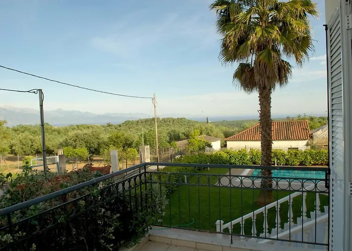 וילה Luxury With A Swimming Pool In Lefkochoara, Messinias *